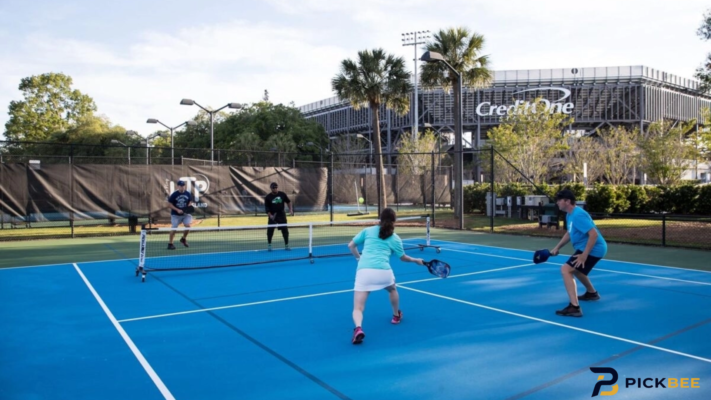 kỹ thuật pickleball cho người mới bắt đầu thực hiện cú dink